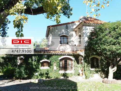 Residencia Estilo Provenzal Sobre Cul De Sac. Ápto Crédito/acepta Depto En Pte De Pago.venta Urgente