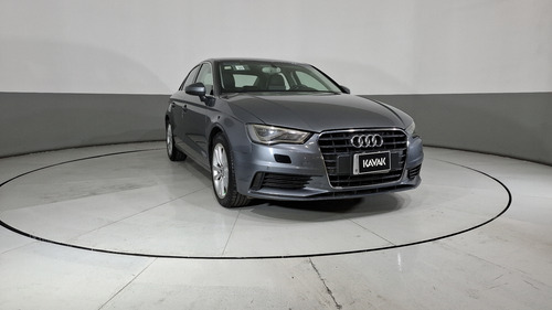 Audi A3 1.8 TFSI ATTRACTION PLUS S TRONIC