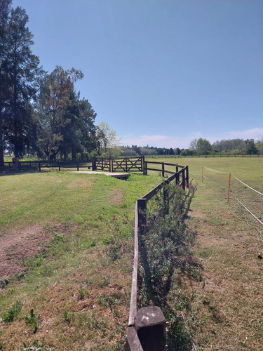 Terreno Con Importante Mejoras En Chacras Del Paraná - Zarate