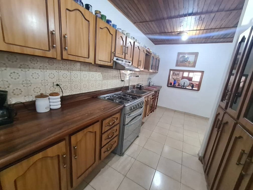 Imagen 10 de 19 de Quinta Tipo Townhouse En Trigal Norte, Valencia. Negociable