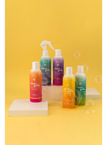 Crema Para Peinar Cabello Rizado De Niña Urban Curls 240 Ml