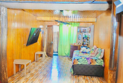 Casa Con Local Comercial En Santa Barbara