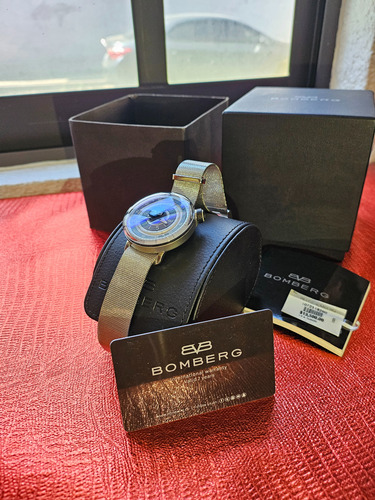 Reloj Bomberg Bb-01 Plateado