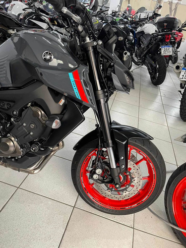 Imagem 5 de 11 de Yamaha Mt-09 Abs