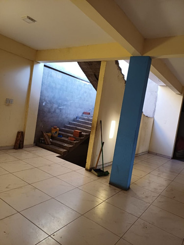 Casa En Venta / Comercial
