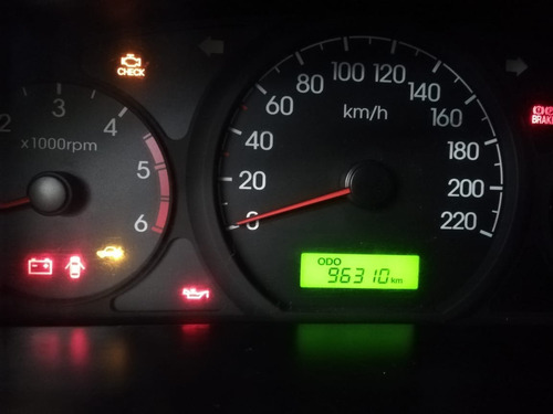 Imagen 5 de 8 de Hyundai H1 2.5 Premium 1 170cv Mt