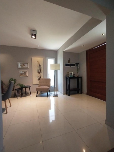 Hermosa Casa En Country Pinar Ii