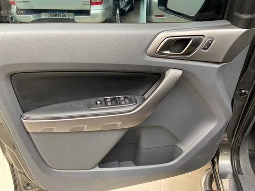 Imagem 11 de 15 de Ford Ranger 3.2 Limited 4x4 Cd 20v Diesel 4p Aut 2017