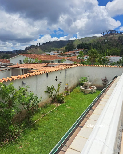 Keyhouse.ap Vende Casa En Urb. Cooperativa Guaicaipuro.