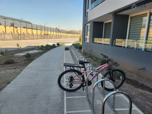 Departamento En Venta De 1d 1b. En Huechuraba. Sin Comisión