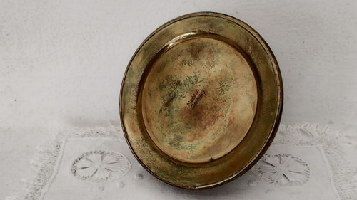 Recipiente De Bronce De Casco De Proyectil Dorado Oscuro (Usado)