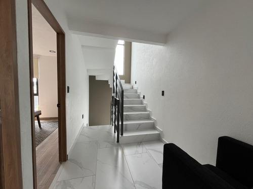 Casa En Tizayuca De 3 Recamaras, Con Terraza Y Alberca En Amenidades, Agende Su Cita, Sera Un Placer Atenderlos.
