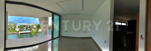 Imagen 27 de 28 de Se Vende Lujosa Casa En Puerto Cancún C2023