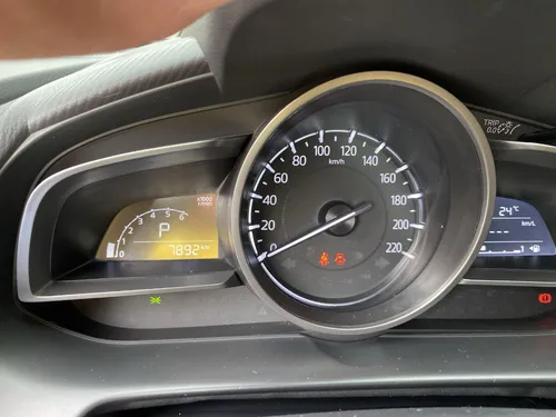 Mazda 2 1.5 Touring At 4x2 2025
