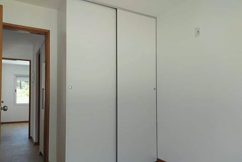 Vende Casa A Estrenar - 2 Dormitorios - Barrio Los Angeles