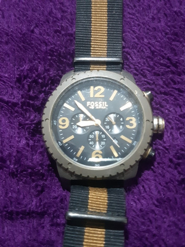 Relógio Fossil Com Pulseira De Nylon 10 Atm