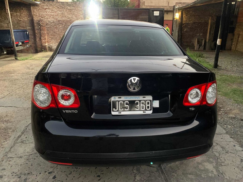 Volkswagen Vento 1.9 I Luxury Dsg 2010