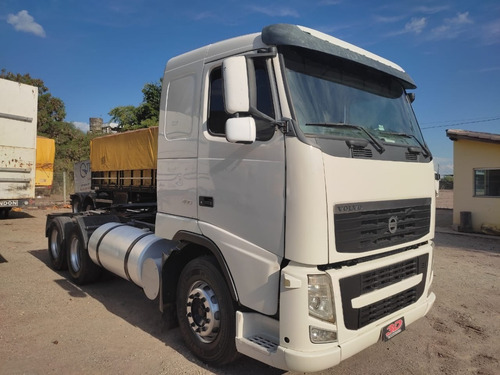Imagem 1 de 8 de Volvo Fh 400 6x2 Teto Baixo E Manual 2009
