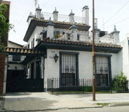 Imagen 2 de 16 de Casa En Venta En Ramos Mejia Sur