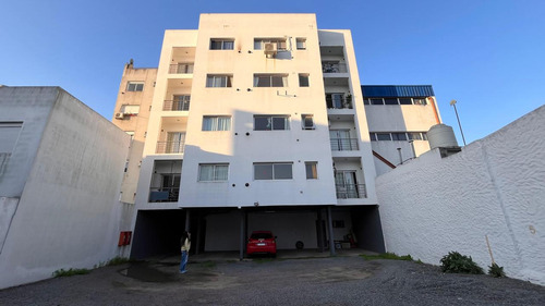 Departamento En Venta En La Plata