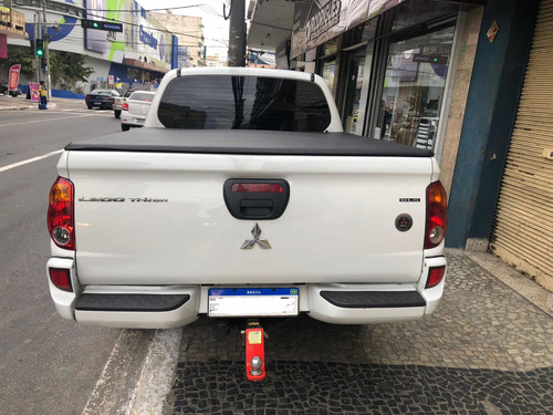 Imagem 4 de 10 de Mitsubishi L200 2014 3.2 Triton Gls Cab. Dupla 4x4 4p