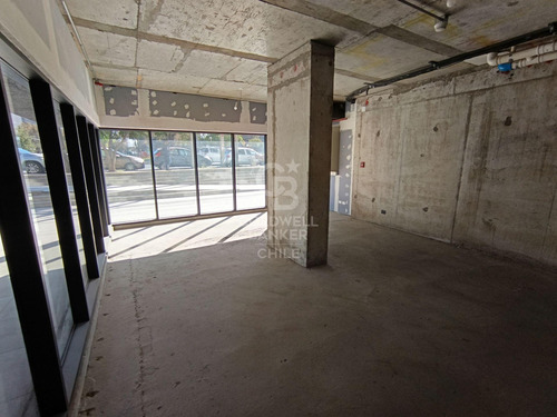 Local Comercial En Ñuñoa De 97m2