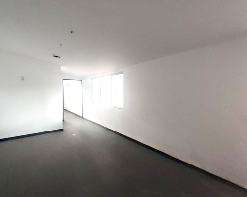Inmueble En Venta De 1,532m2 Muy Cerca De Zona Esmeralda Y La Salle