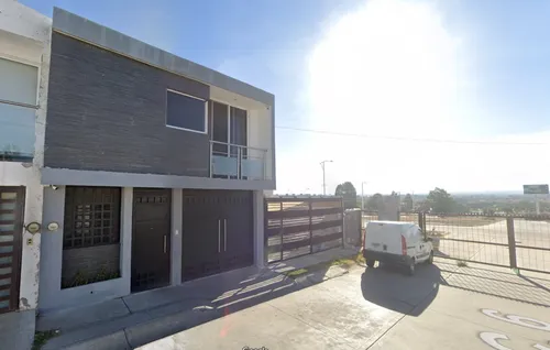 Casa En Remate En Fracc. El Dorado, Aguascalientes, Aguascalientes. -sk20