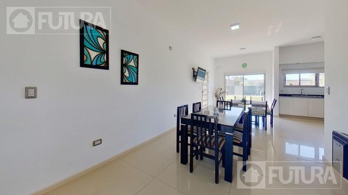 Imagen 13 de 30 de Hermosa Casa En Venta De Dos Dormitorios - Recorrido Virtual