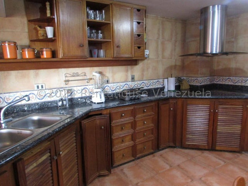 Casa En Venta En Los Naranjos Del Cafetal Rl