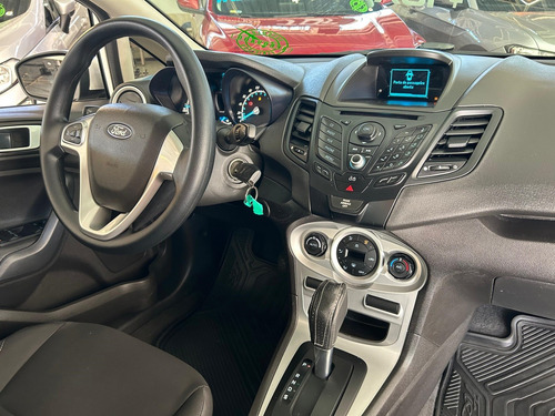Ford Fiesta 1.6 SE SEDAN 16V FLEX 4P POWERSHIFT