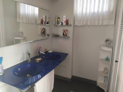 Imagen 6 de 13 de Apartamento En Venta Colinas De Valle Arriba 300 Mts 4 Habitaciones Y 4 Baños 04142592858 04129114864