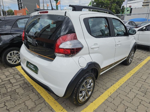 Fiat Mobi 1.0 EVO FLEX TREKKING MANUAL