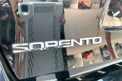 Imagen 8 de 25 de Kia Sorento 5 Pts Ex, L4, Ta, A/ac, Piel, 7 Pas, Ra-18