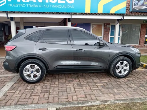 Ford Escape SE 2.0cc AT AA 4X2