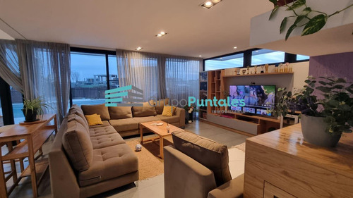 Casa En Lagos De Canning Con 4 Dormitorios Sobre Gran Lote De 940 M2