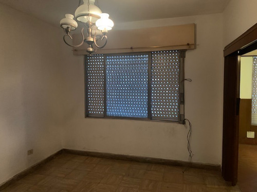 Imagen 7 de 20 de En Venta Casa, Muy Buena Ubicación, A Metros Del Colegio Padre Respuela (junín-bs As)