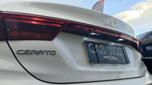 Kia Cerato 2.0 Sx At6