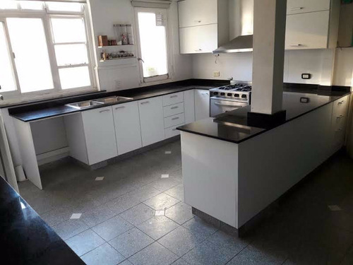 Imagen 4 de 10 de Mesada Granito Negro Brasil, Cocina - Forma Y Diseño