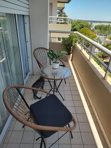 Combo 2 Sillas Asuncion C/almohadones + Mesa Trípode Balcón