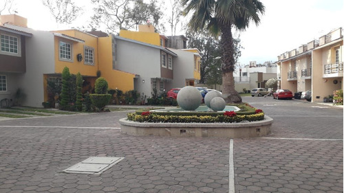 Venta De Hermosa Casa En Residencial La Palma, Lago De Guada