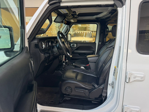 Jeep Wrangler 3.6 Unlimited Sahara 4x4 At