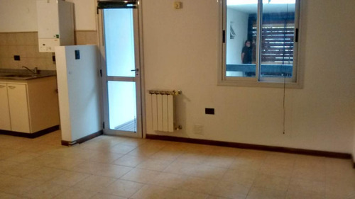 Imagen 2 de 5 de Departamento En Venta Apto Credito De 1 Dormitorio En B° Cofico