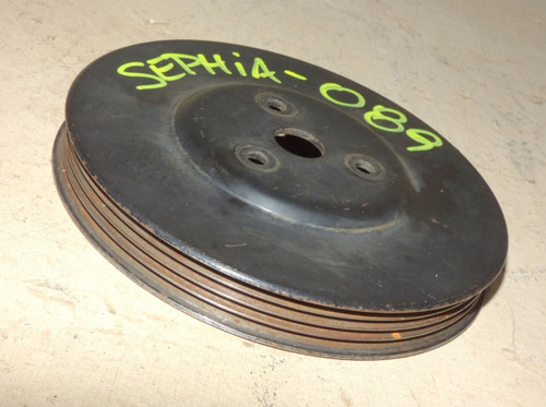 Polea De Bomba De Agua Kia Sephia Sedan Año 1993 Al 1996