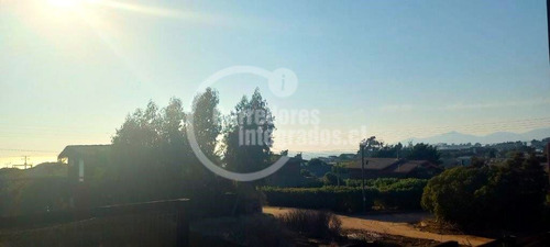 Casa En Venta De 1 Dorm. En Puchuncaví