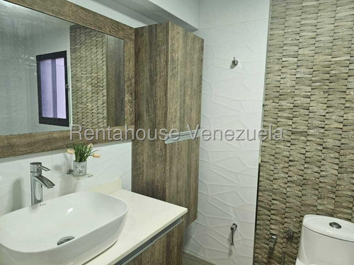Apartamento Remodelado En Alquiler La Alameda De 154.05 Mtrs2 Pd