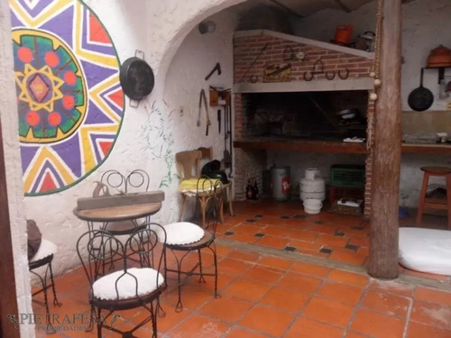 Casa Mas Apto Al Frente En Venta Con Renta 4 Dormitorios, 2 Baños, Patio Y Barbacoa- Canelones -cordón