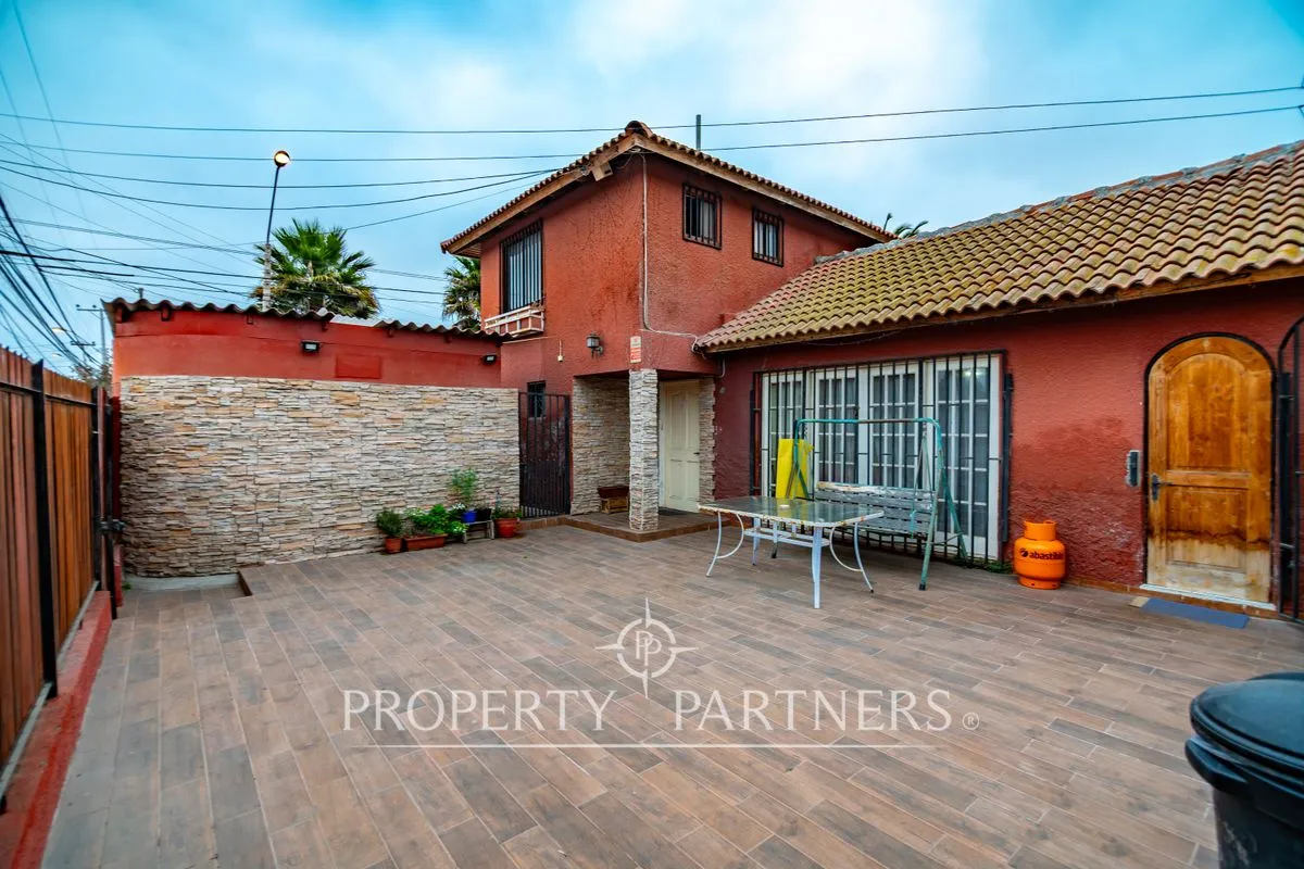 Imagen 1 de 17 de Casa Esquina Con Potencial Comercial En Calle Alta...