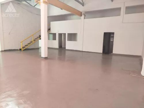 Arriendo Bodega En Estadio