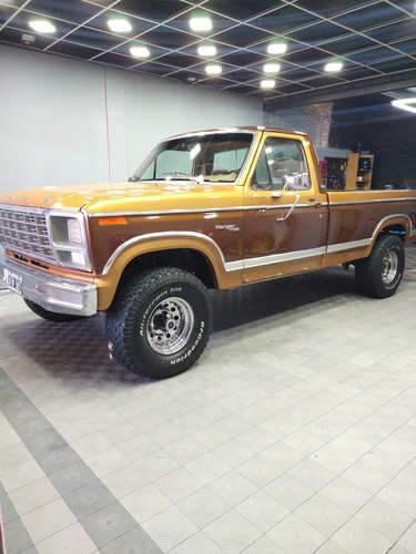 Ford Ranger 1980. Caja Larga. 4x4. Motor Mwm 229 Aspirado.